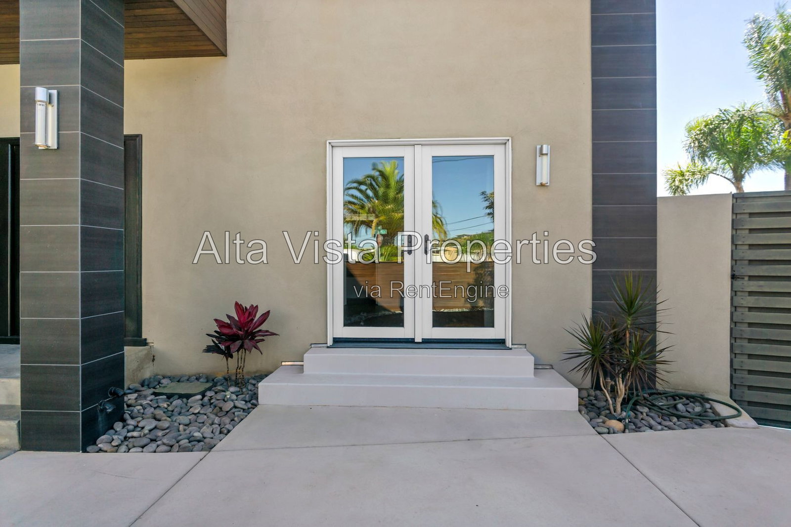 Gallery Image 16