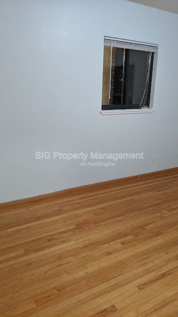 Gallery Image 76