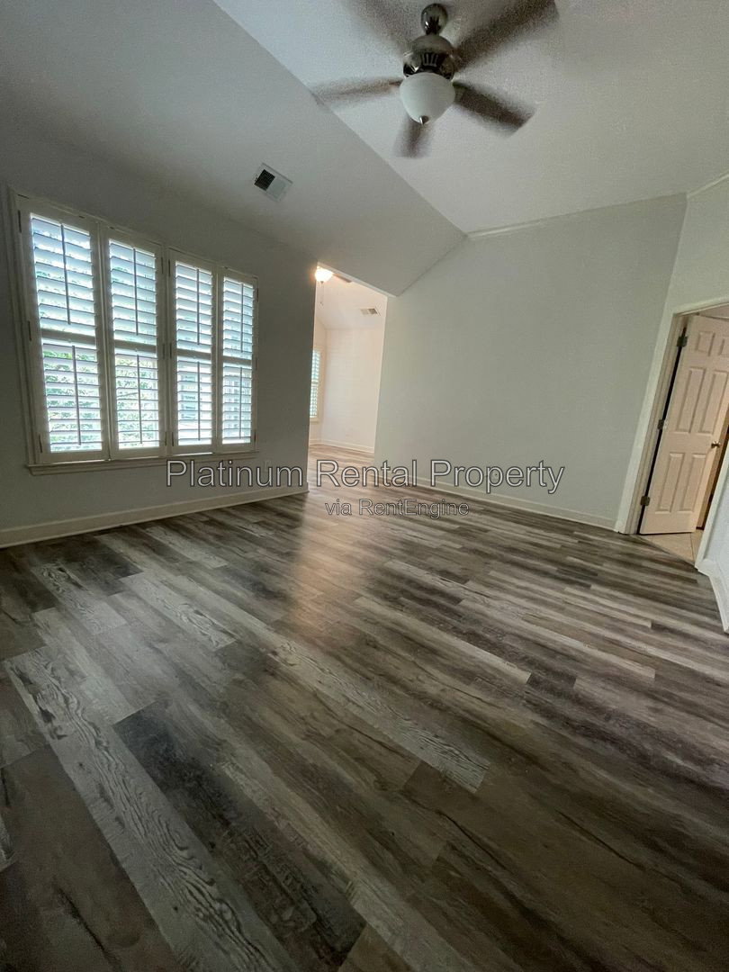 Gallery Image 47