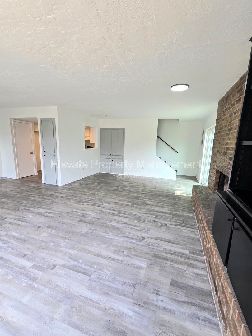 Gallery Image 8