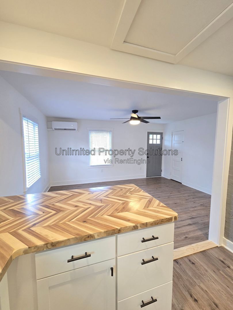 Gallery Image 11