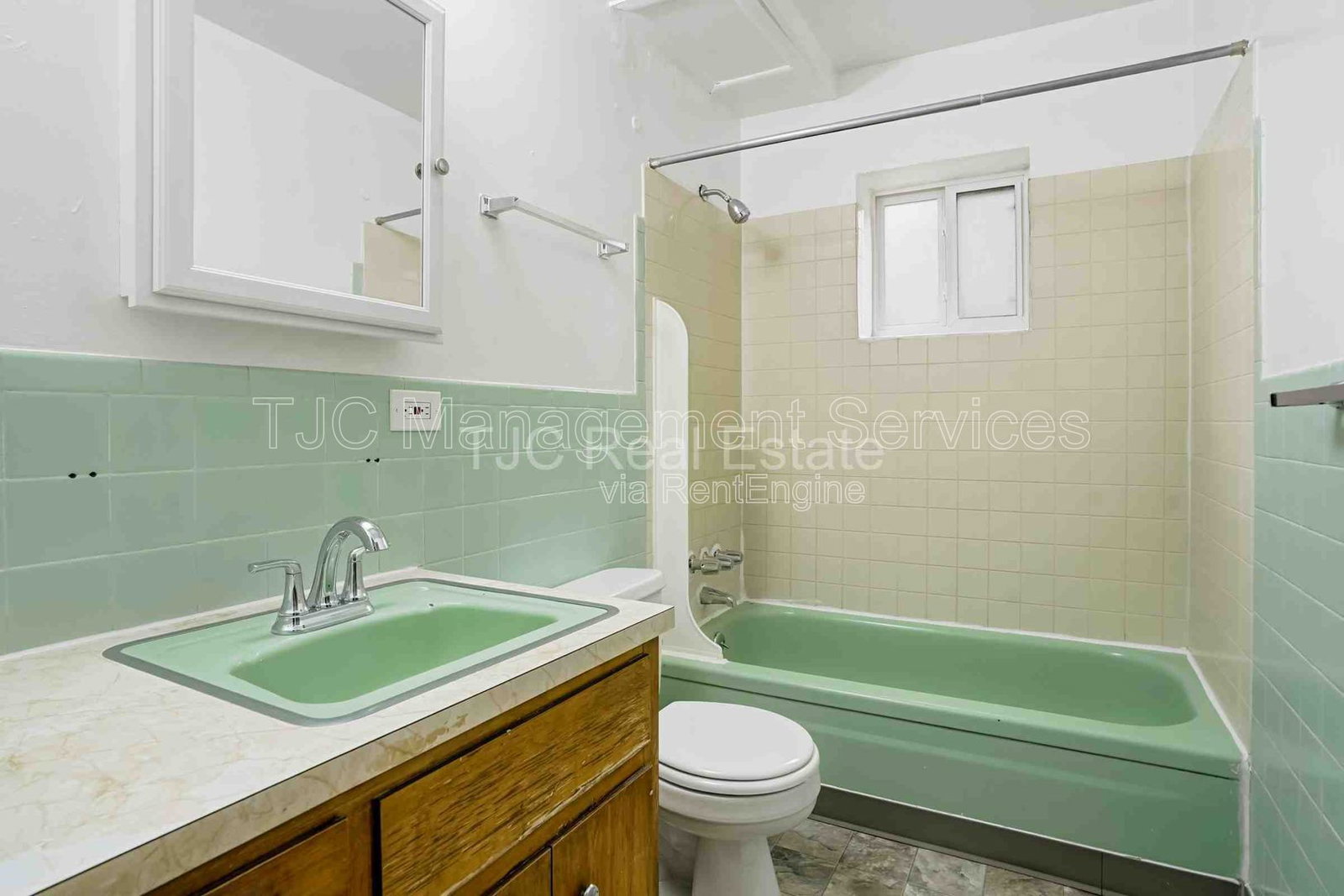Gallery Image 13