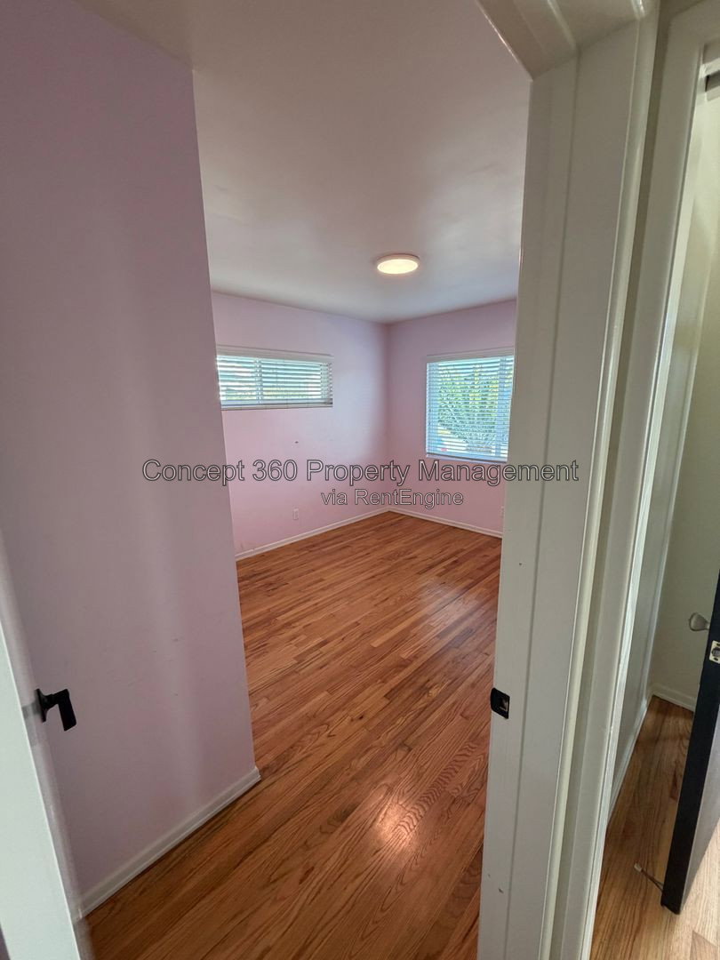 Gallery Image 9