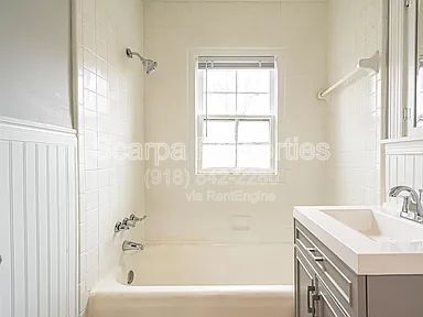 Gallery Image 17