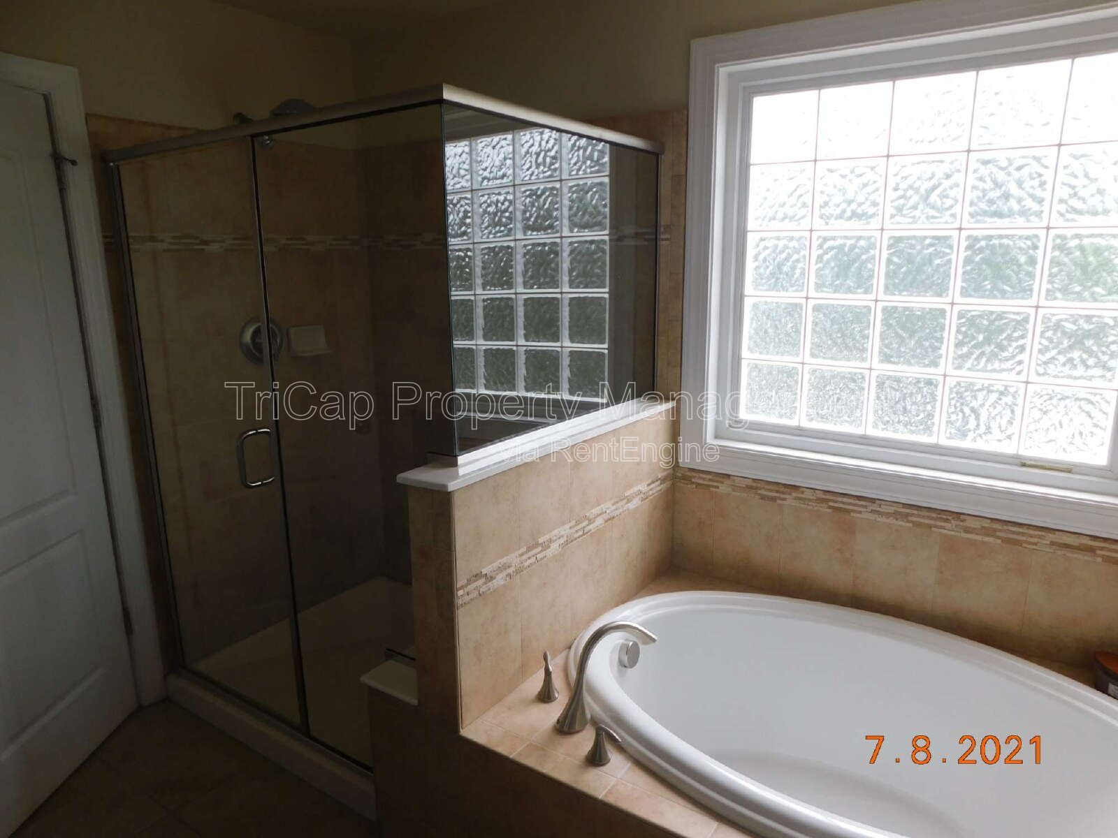 Gallery Image 14