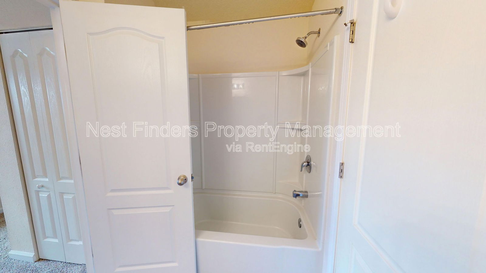 Gallery Image 18