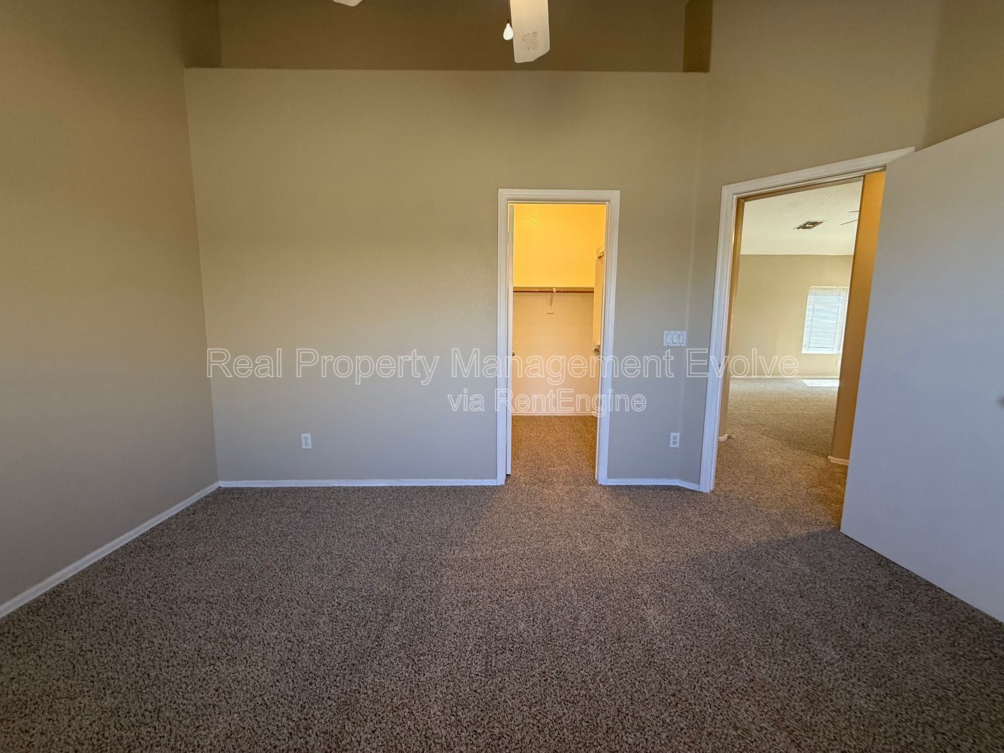 Gallery Image 21