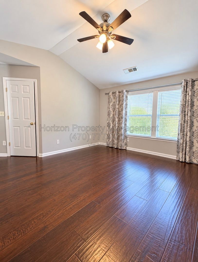 Gallery Image 11