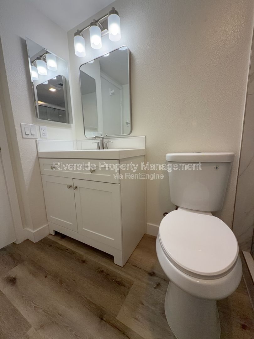 Gallery Image 16