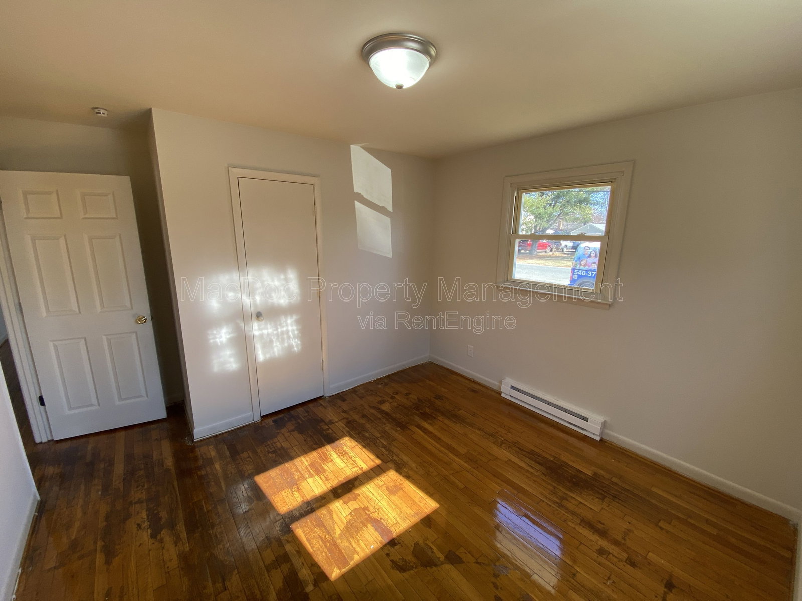 Gallery Image 18