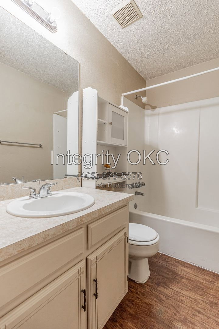 Gallery Image 40