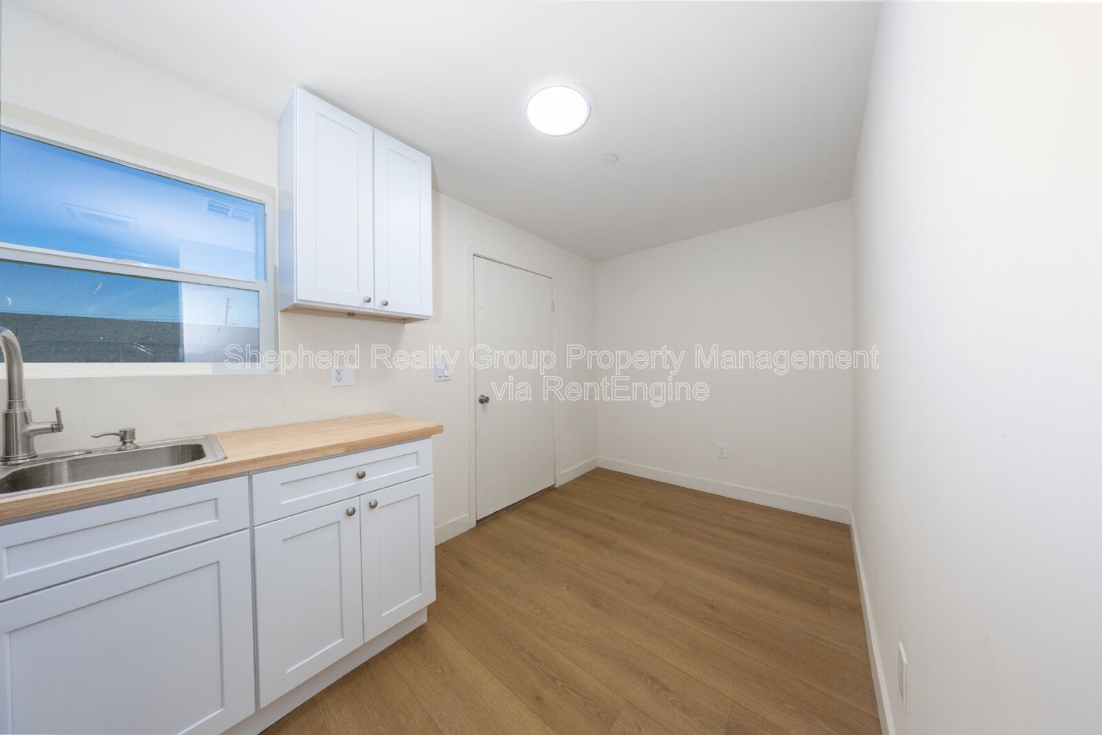 Gallery Image 16
