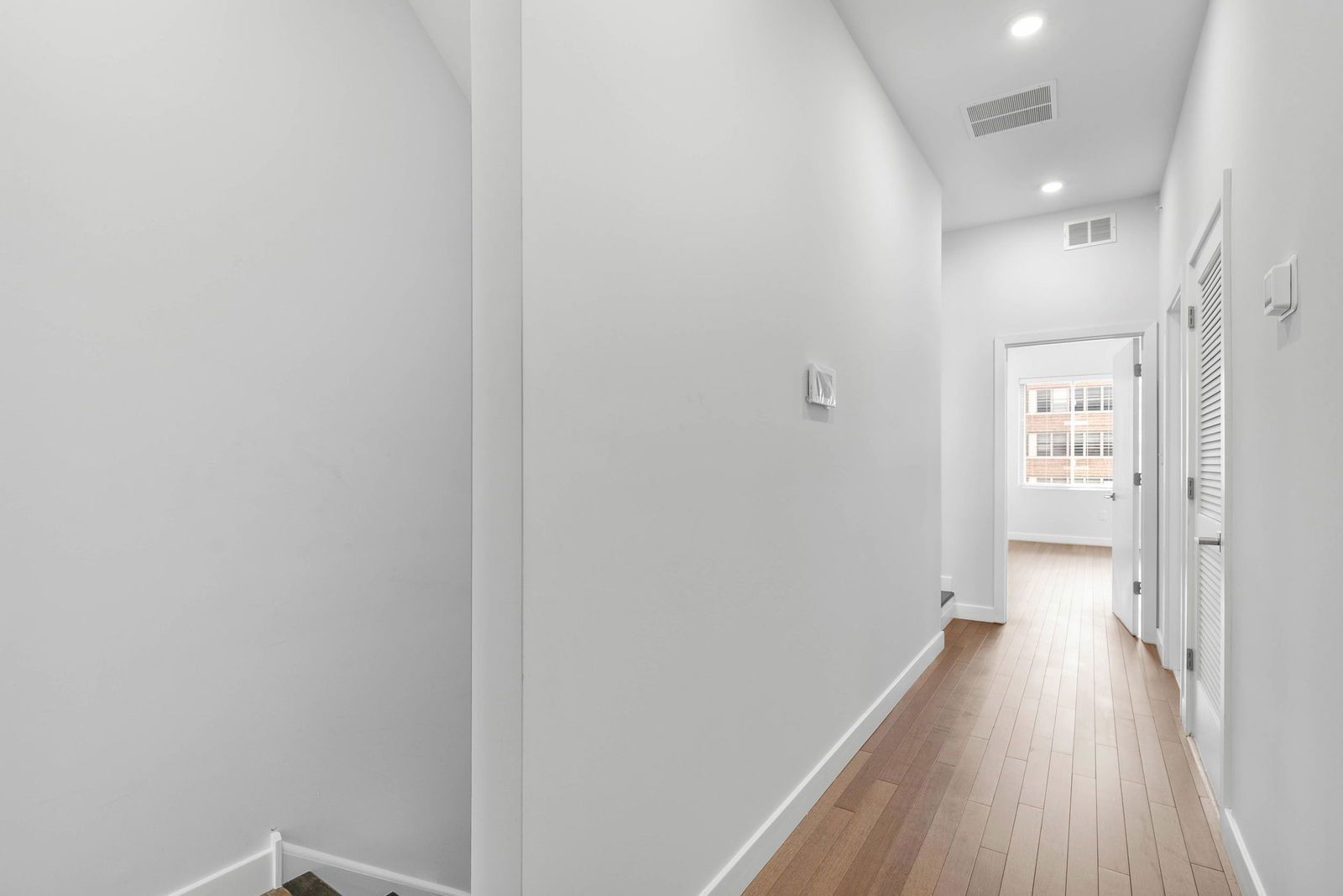 Gallery Image 16