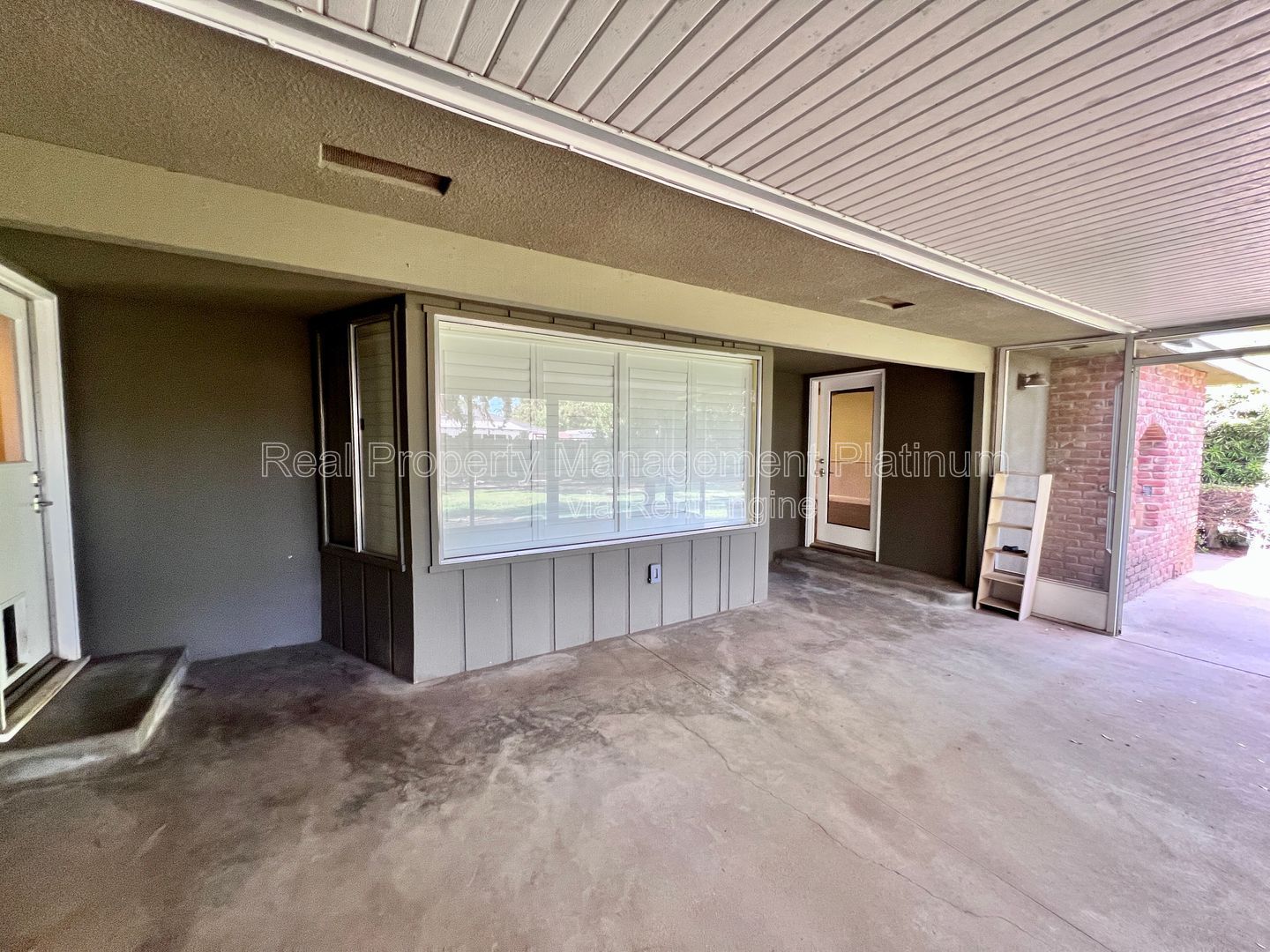 Gallery Image 20