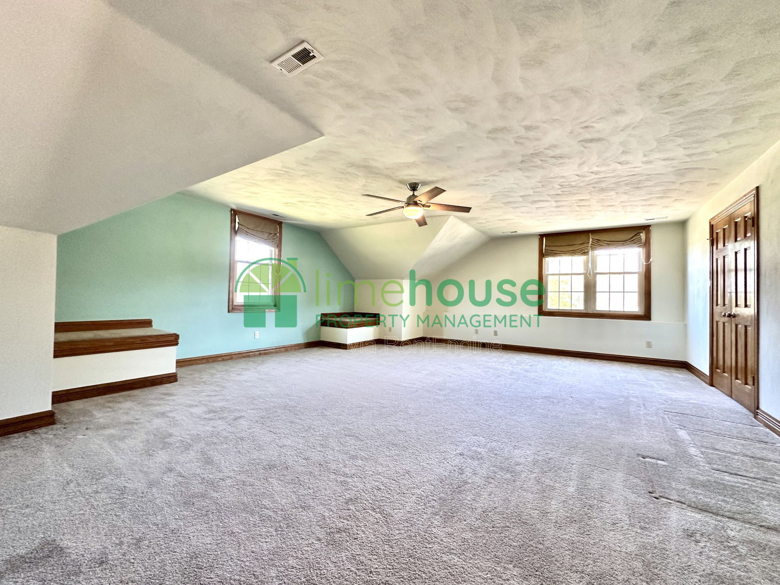 Gallery Image 16