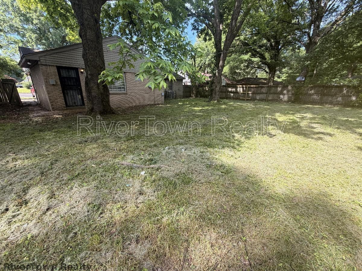 Gallery Image 13