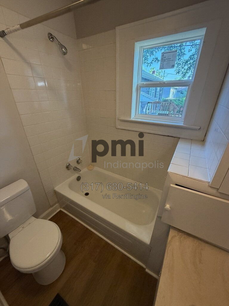 Gallery Image 10