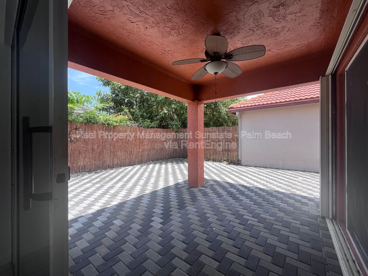 Gallery Image 17