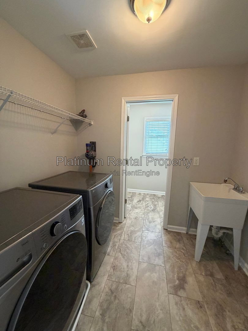 Gallery Image 36