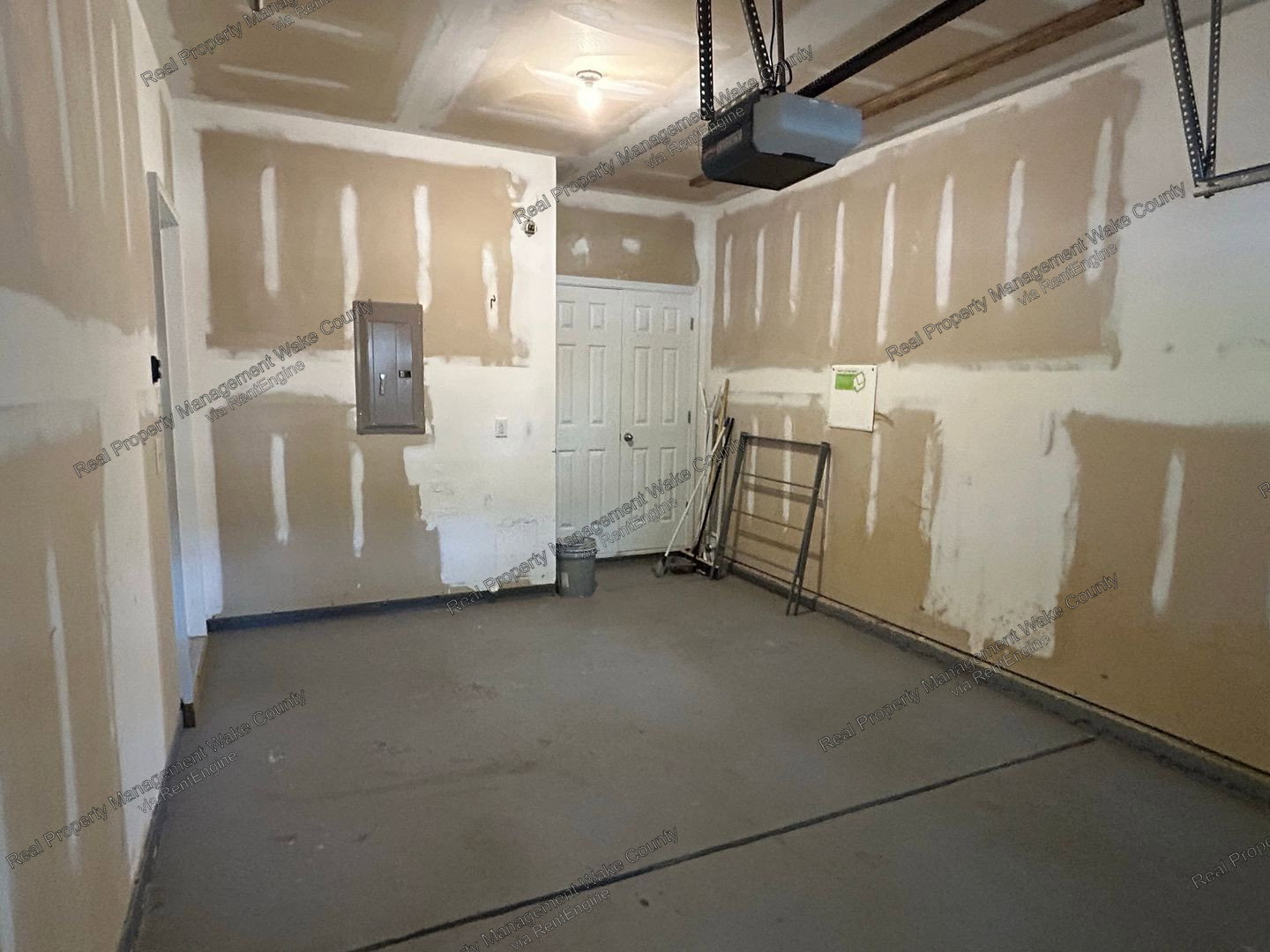 Gallery Image 18