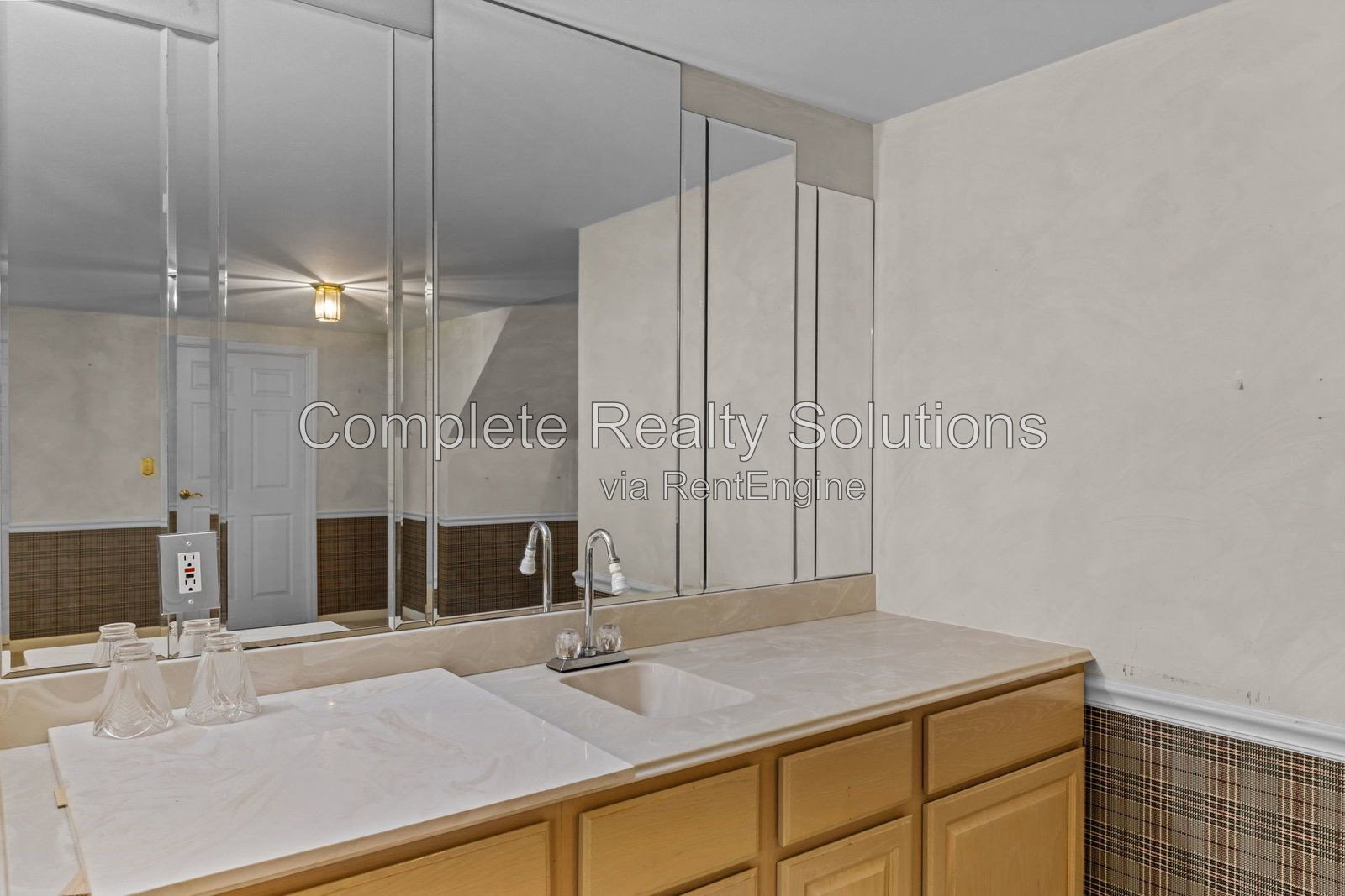 Gallery Image 61