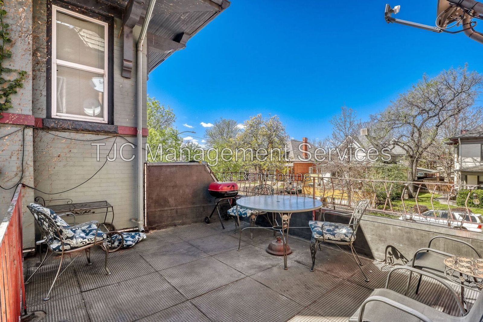 Gallery Image 17