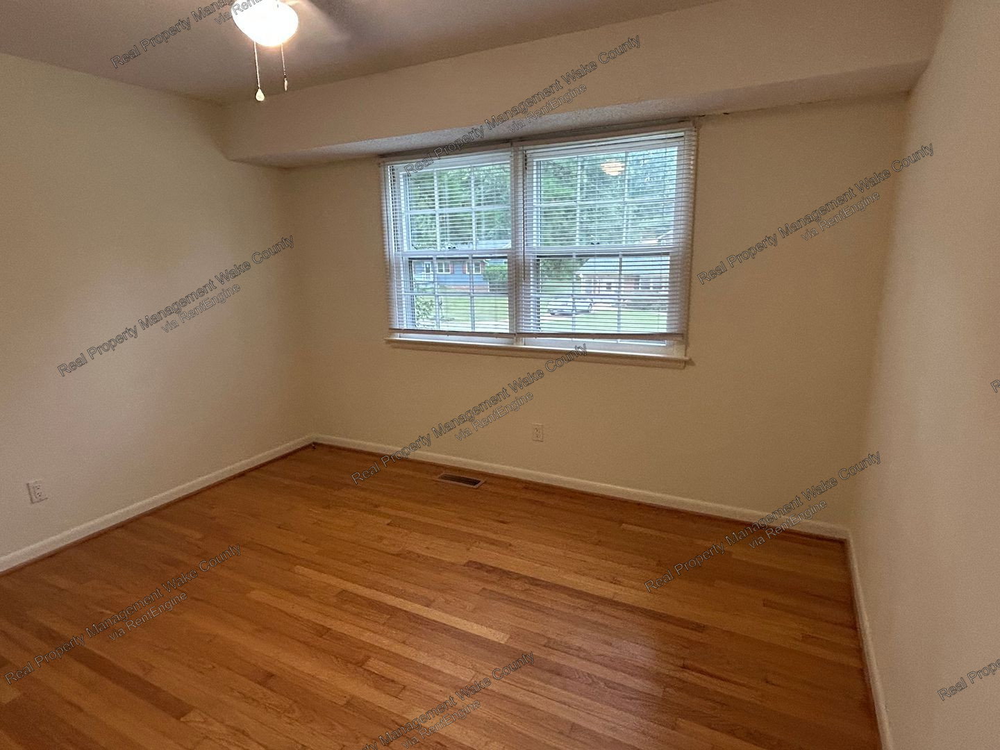 Gallery Image 25