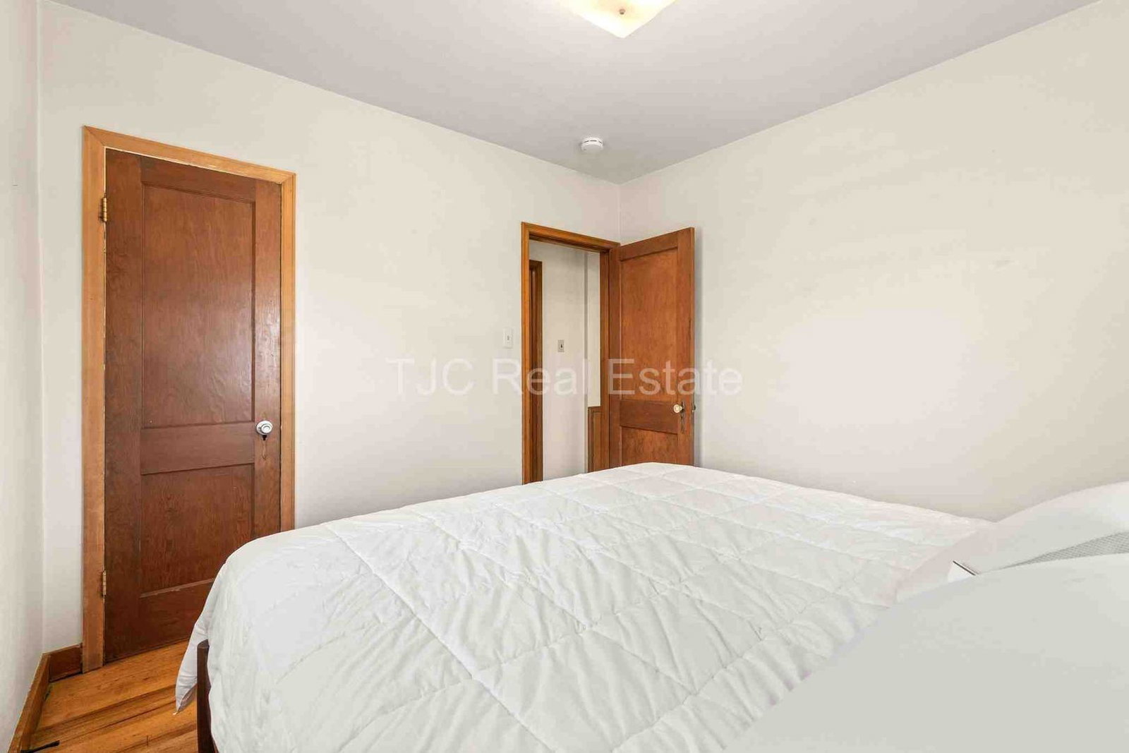 Gallery Image 15