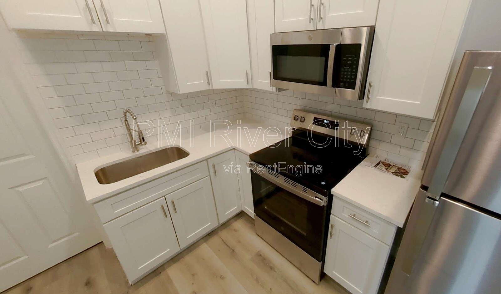 Gallery Image 0
