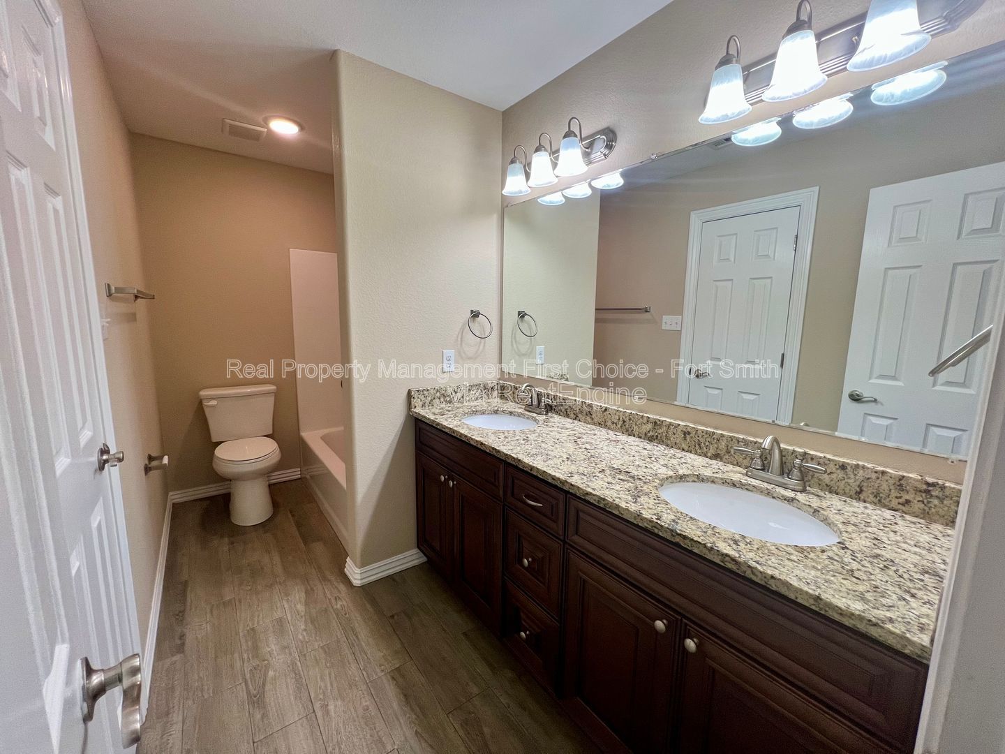 Gallery Image 12