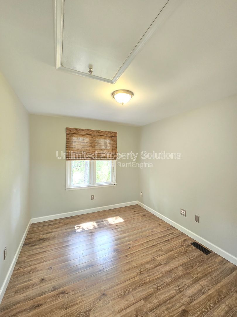 Gallery Image 19