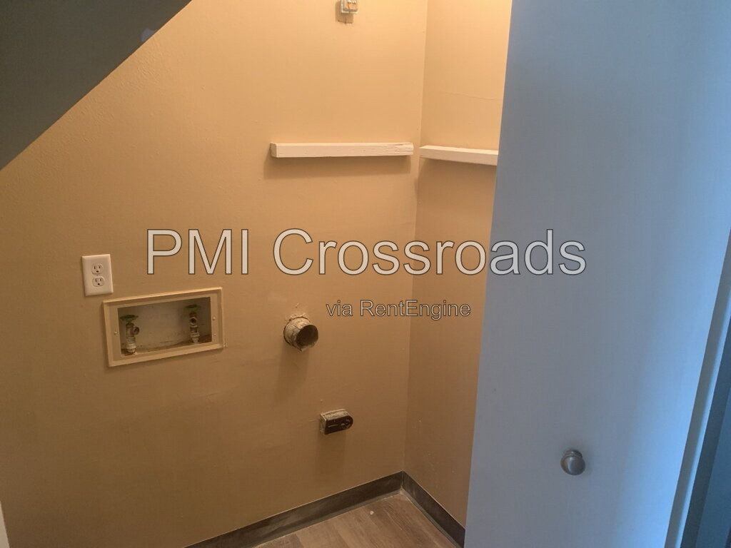 Gallery Image 16
