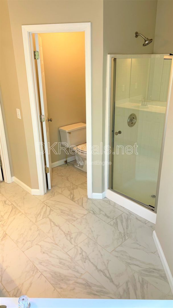 Gallery Image 38