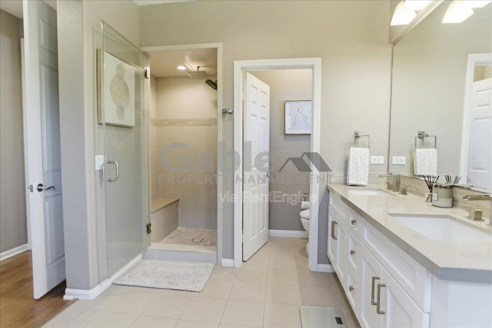 Gallery Image 16