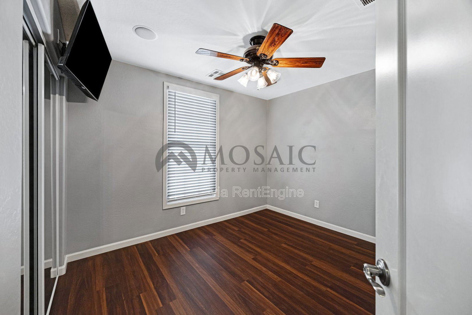 Gallery Image 17