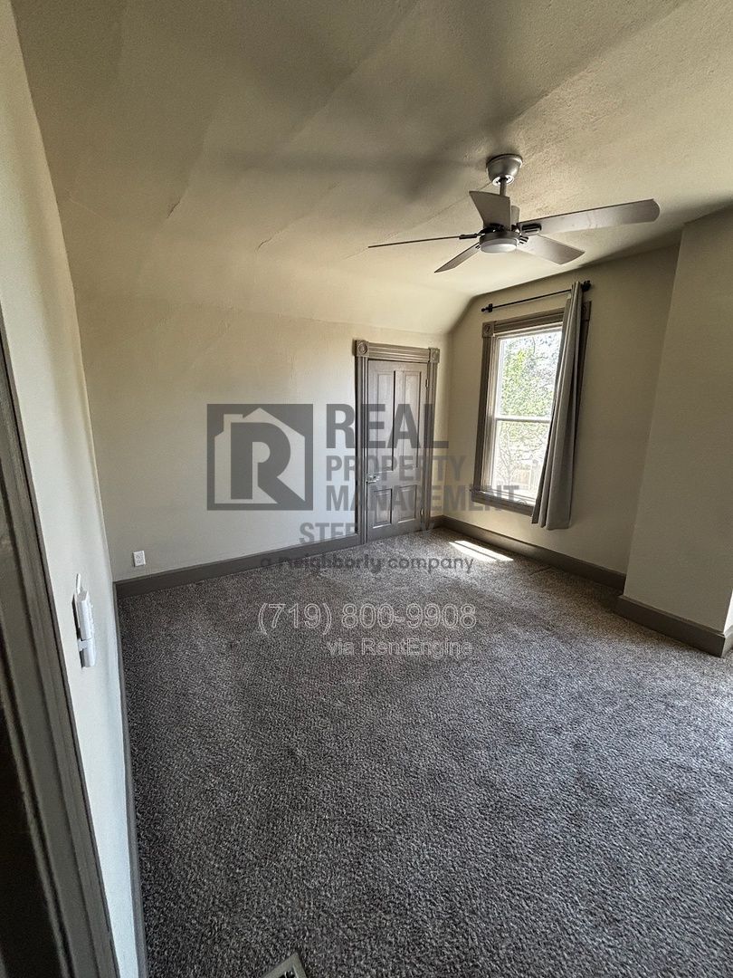 Gallery Image 19