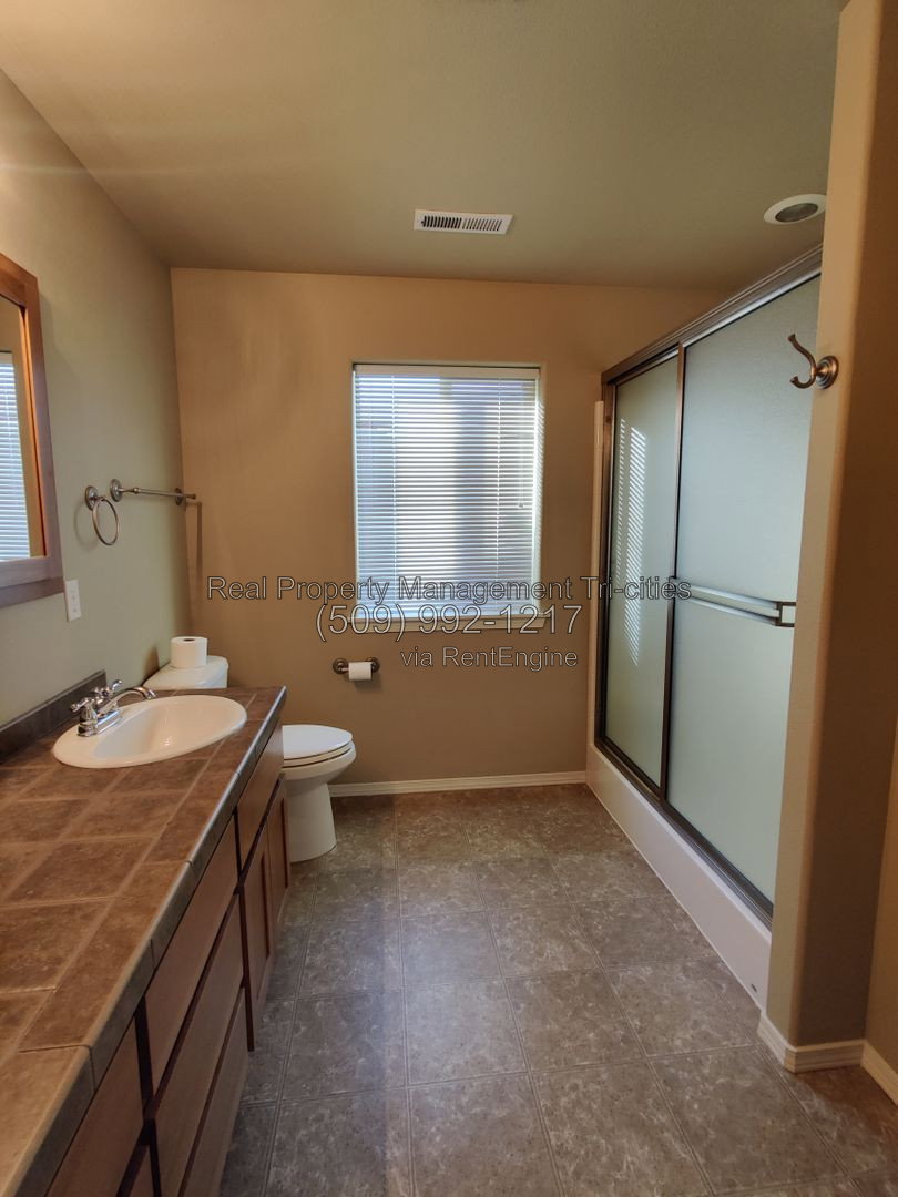 Gallery Image 21