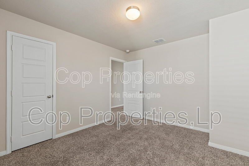 Gallery Image 20