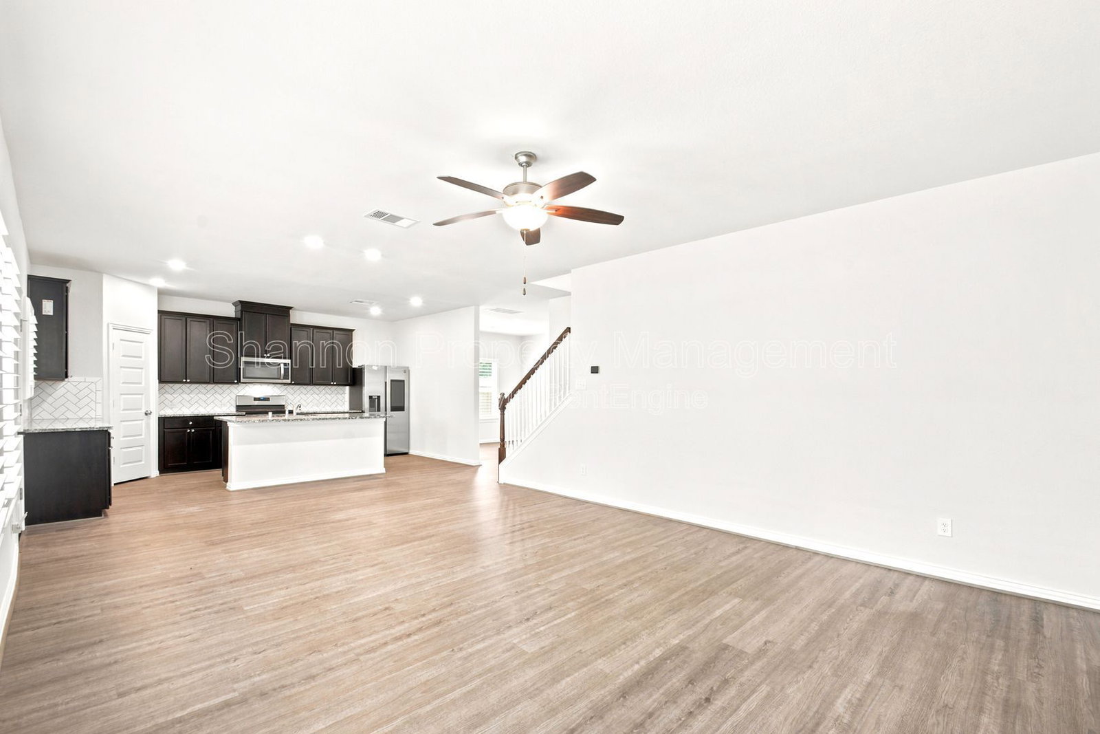 Gallery Image 16