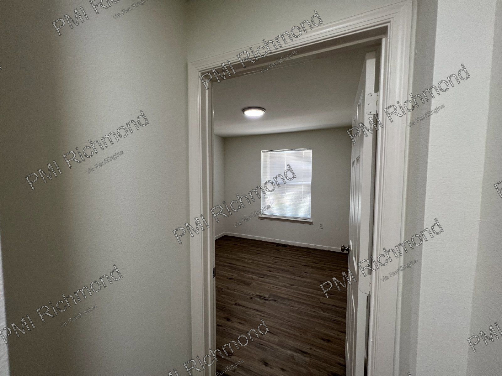 Gallery Image 22