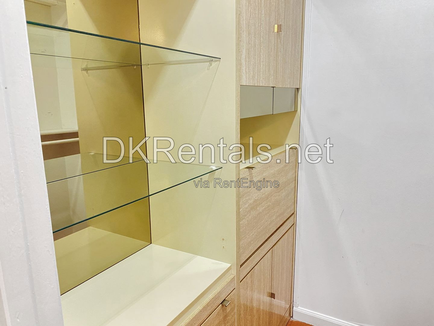 Gallery Image 17