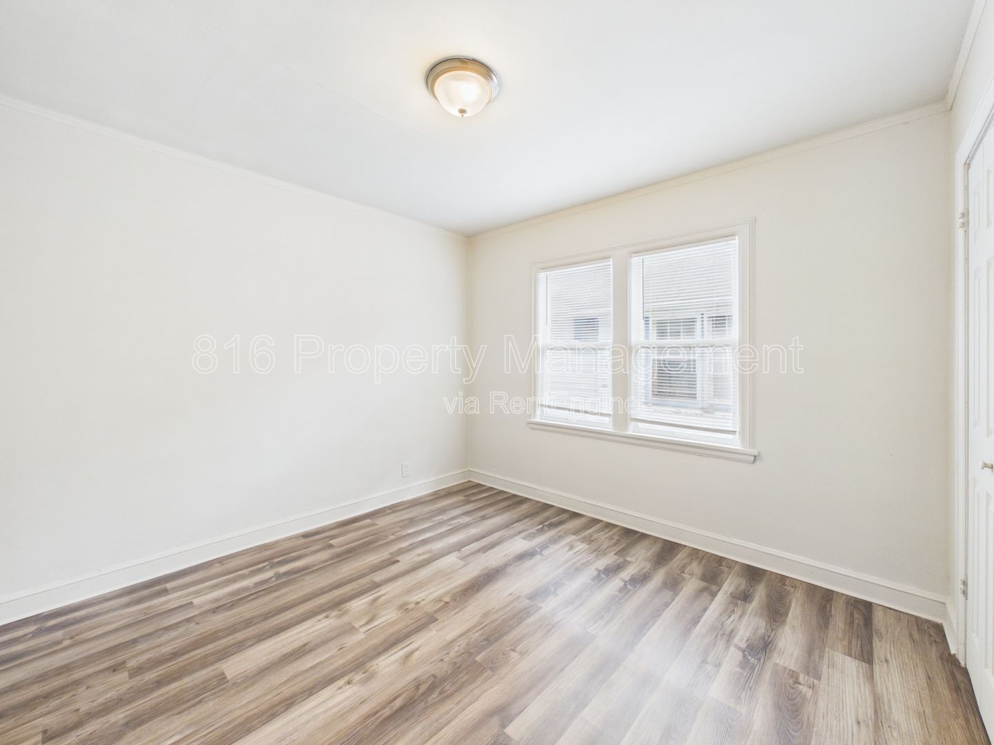 Gallery Image 18