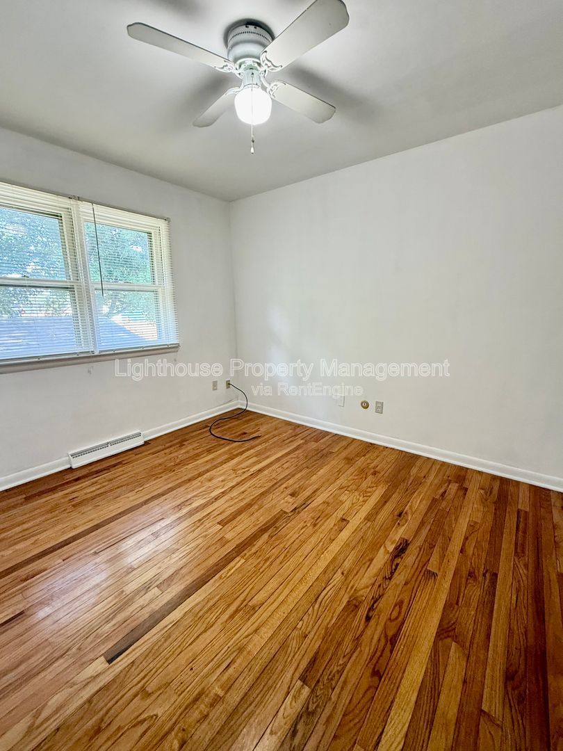 Gallery Image 9