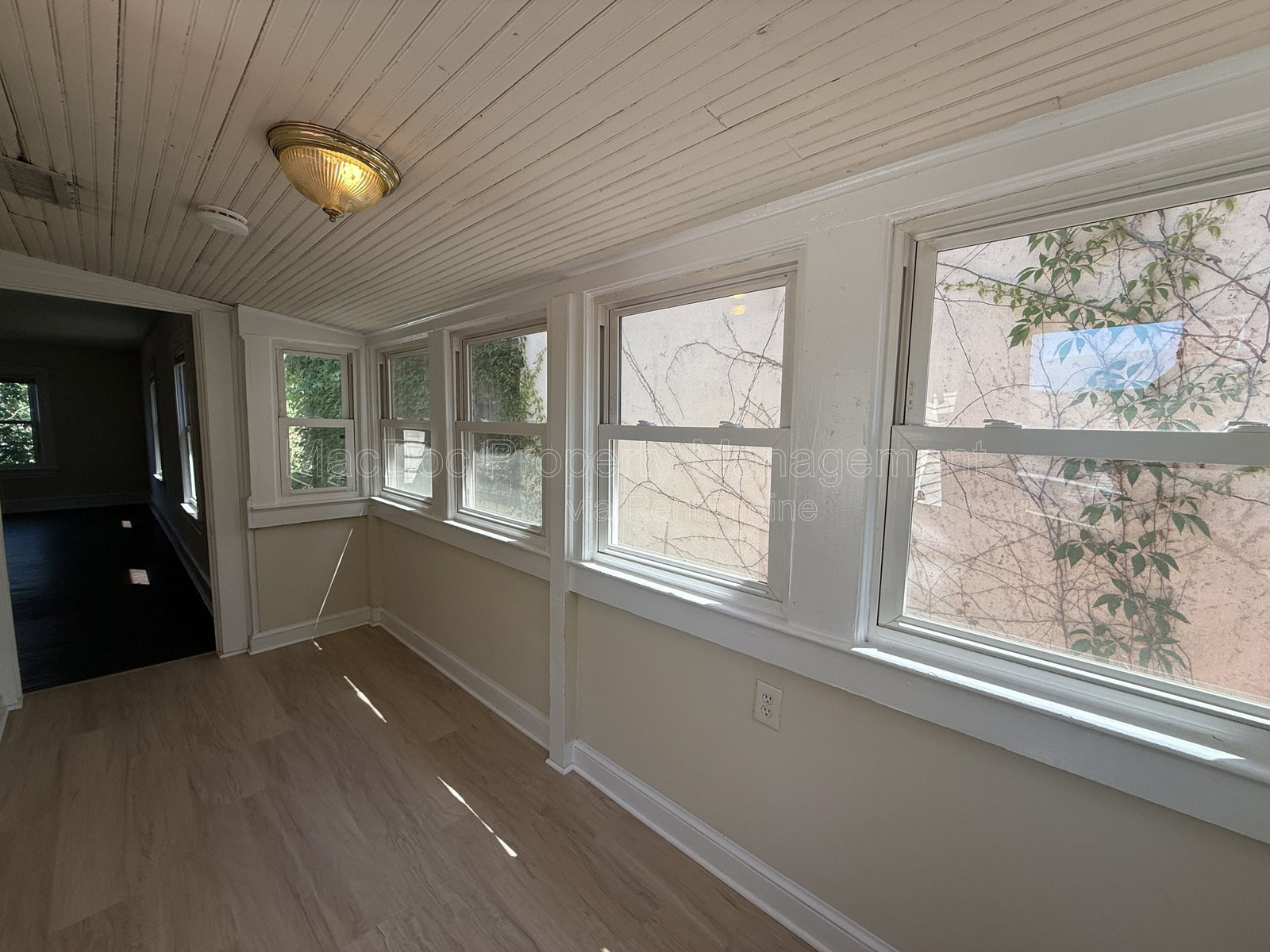Gallery Image 17