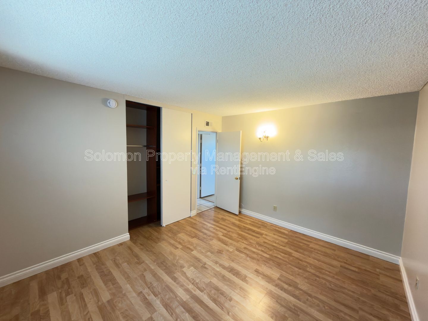 Gallery Image 14