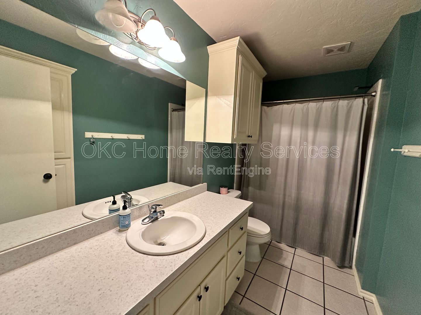 Gallery Image 17