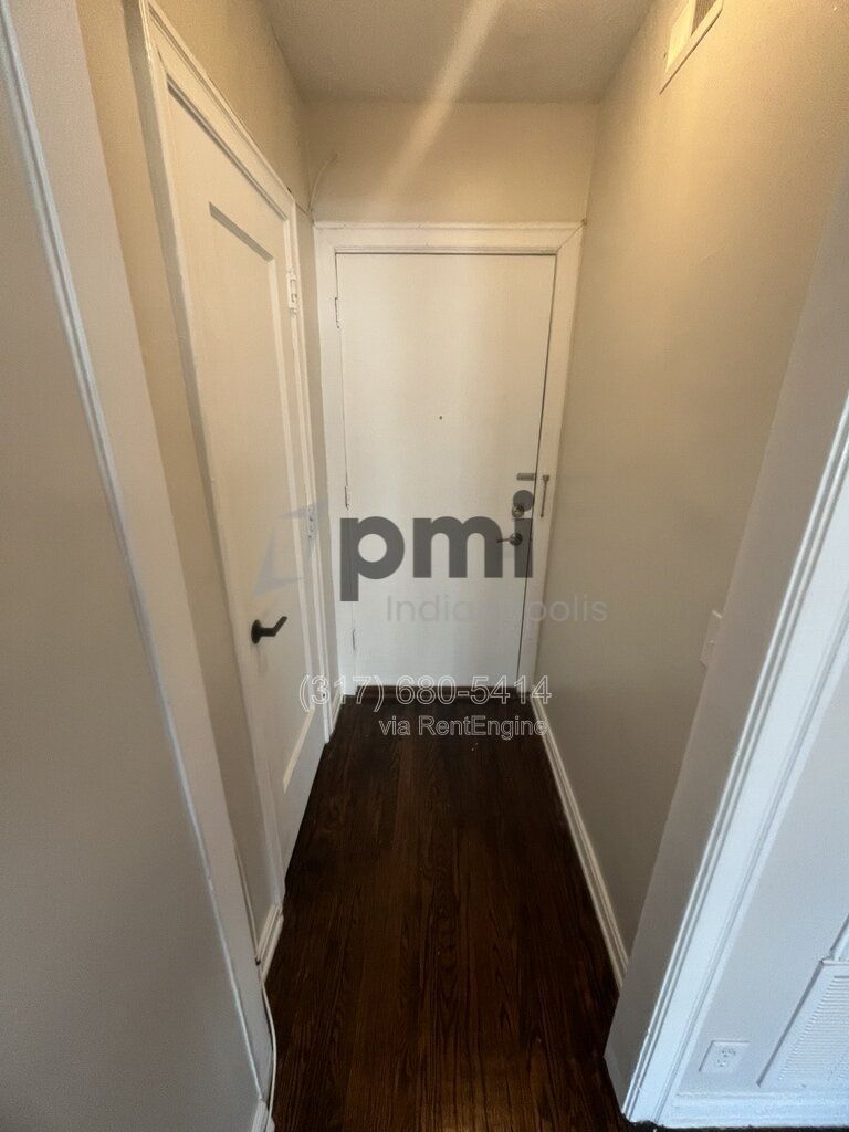 Gallery Image 13