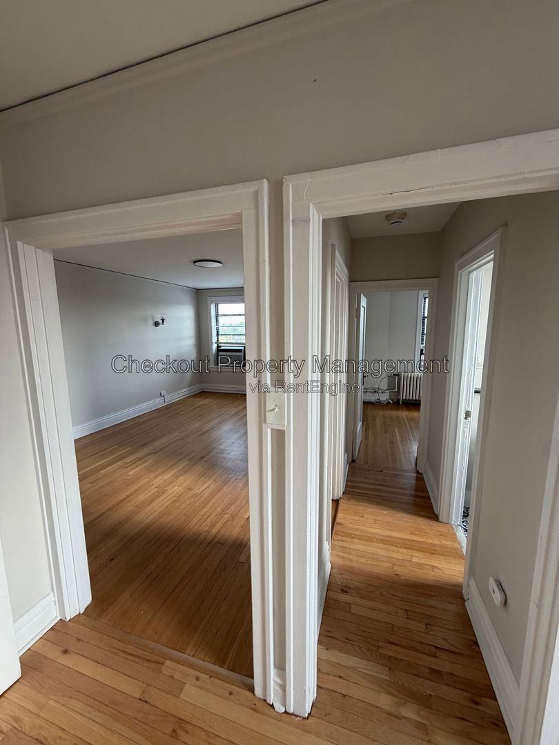 Gallery Image 17