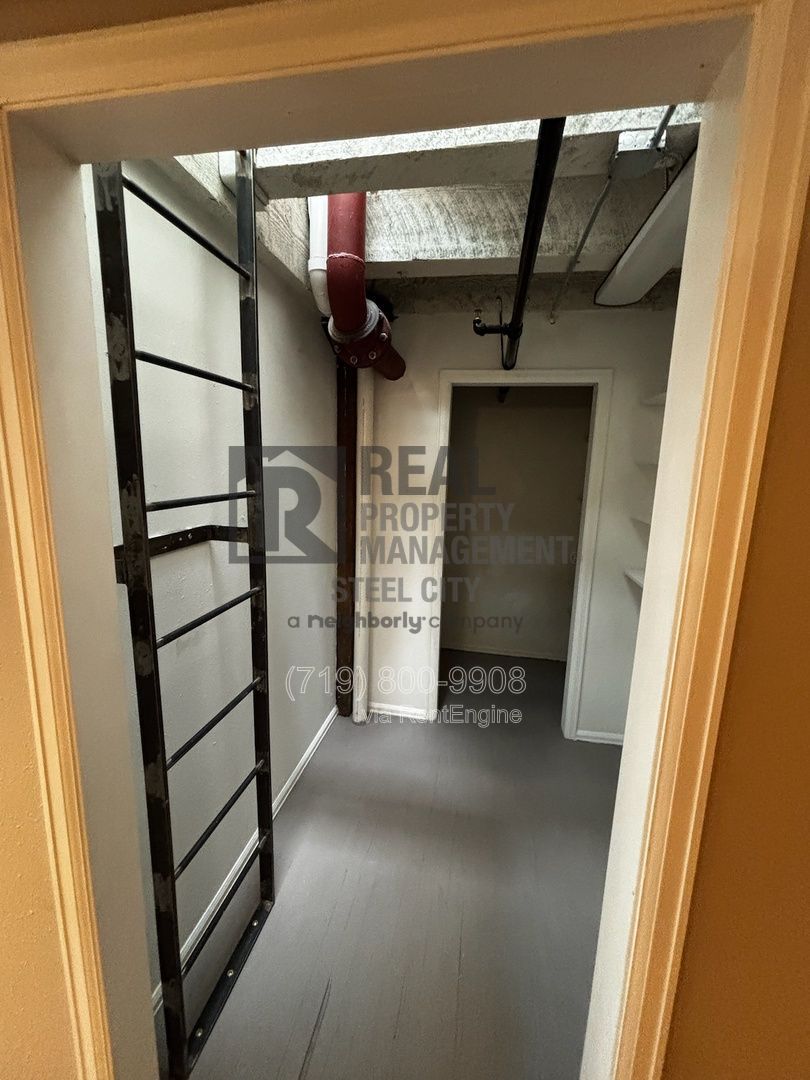 Gallery Image 15