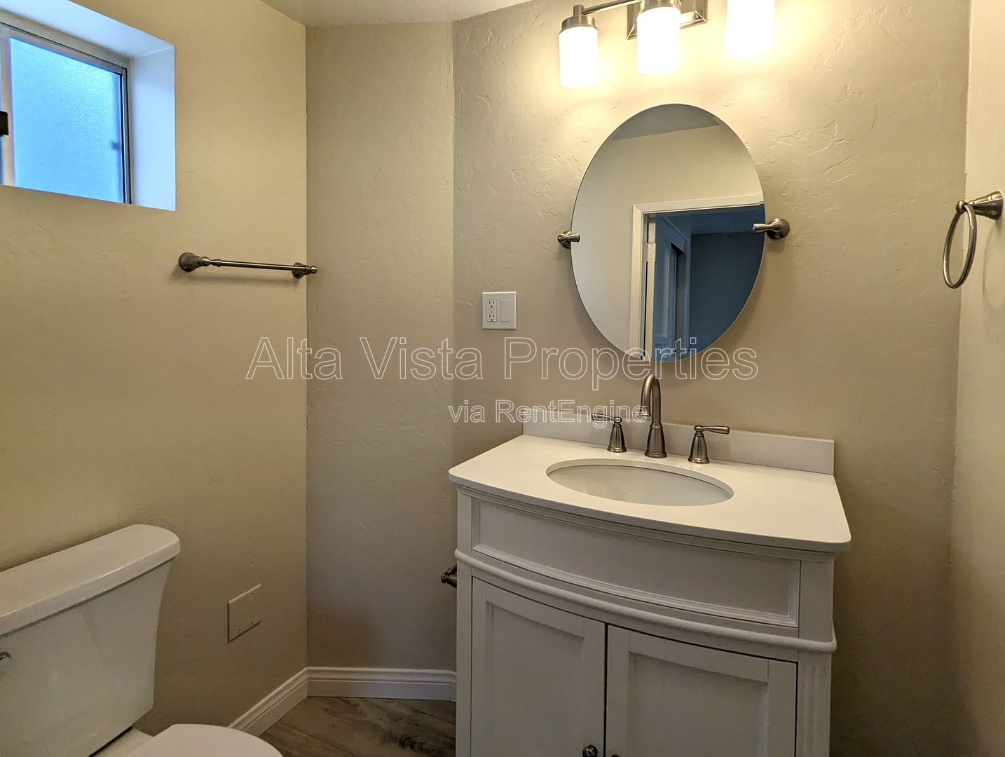 Gallery Image 25